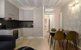 Classbnb - Central Apartment Near Castello Sforzesco